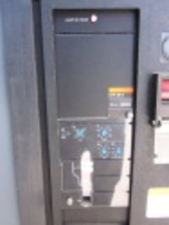 800 Amps, Square D, MP08H2, manually operated, drawout, 600 Volts, #IC4559 - Image 3