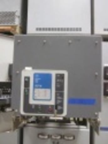 1200 Amps, Eaton, 150VCP-W500, electrically operated, drawout, 15000 Volts, #VB4081 - Image 2