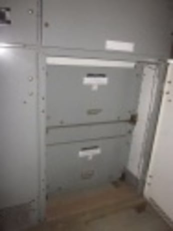 3000 Amps, Square D, VR-1000, electrically operated, drawout, 15000 Volts, #VB4117 - Image 1