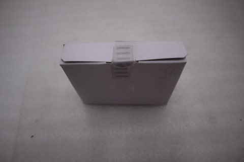 Omron nx-0d5256 dc digitaloutput controller - stock gf540a - Image 3