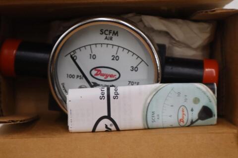 Dwyer dtfa-2a-30a air flowmeter 100psi 30scfm - new in box - stock gf52a - Image 1