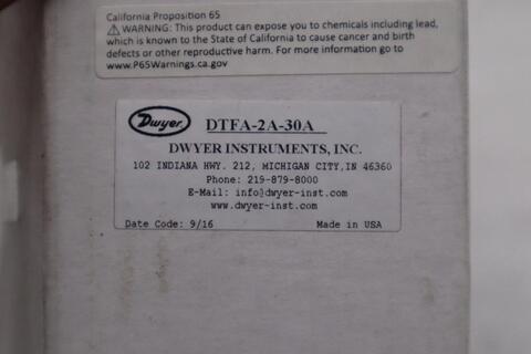 Dwyer dtfa-2a-30a air flowmeter 100psi 30scfm - new in box - stock gf52a - Image 2