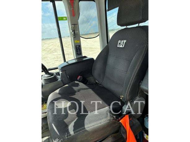 Cat 930M QC, Wheel Loader, 10574 hours, S/N: F5K02168, 2022 - Image 8