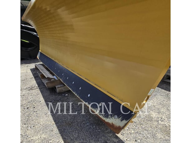 Cat 12' SNOW PLOW, IT, Snow Removal Attachments, S/N: 23237SB20056, 2023 - Image 4