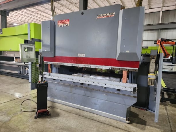176 Ton, Baykal #APHS-3108160, CNC hydraulic press brake, 10' overall, 100" between housing, 10" stroke, 16" - Image 1