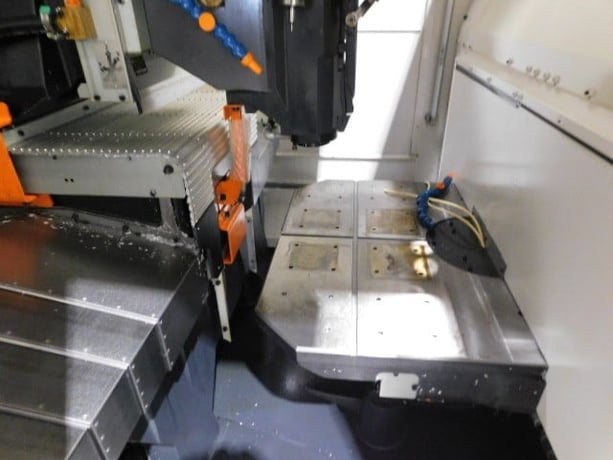 Brother #Speedio-R650x2 High Torque CNC Drill, tap, and machine vertical machining center - Image 3
