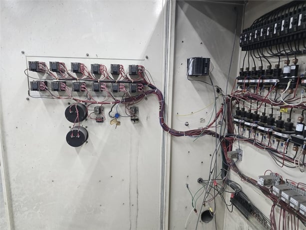 4.5" NRM, single screw extruder, 34:1 L/D, 300 HP DC motor, 6 barrel zones, 6 downstream zones, air cooled - Image 8