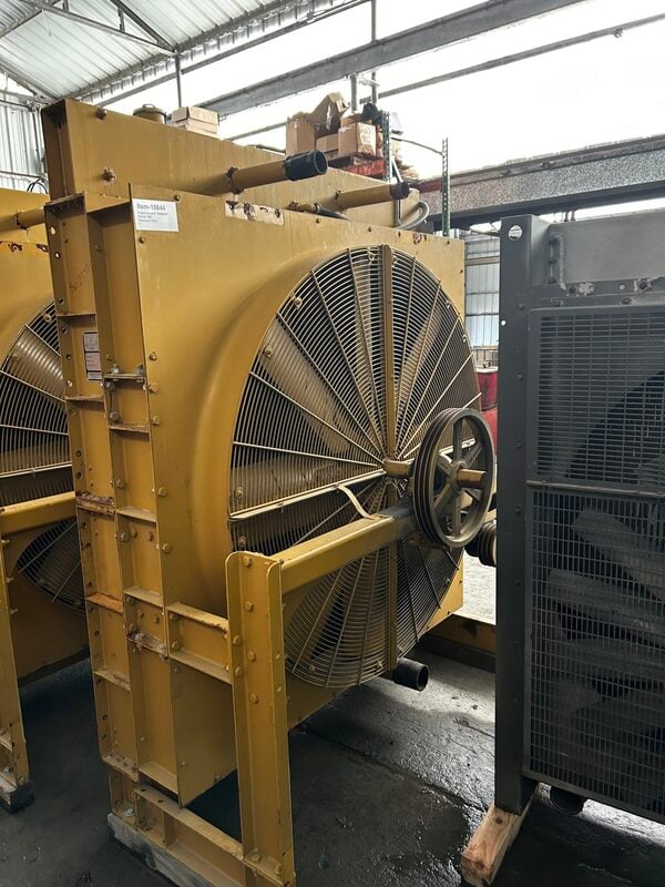 675 HP Caterpillar #G3412, natural gas power unit, 1800 RPM, 179 hours, 1988 - Image 10