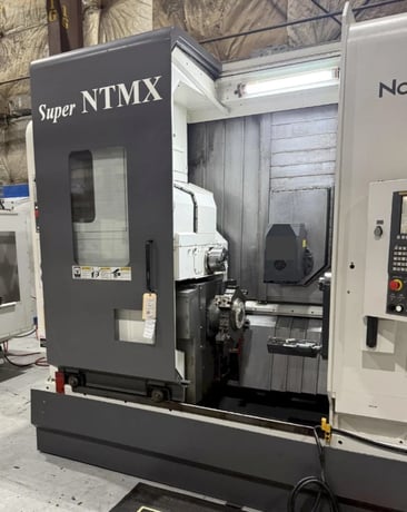 Nakamura -Tome #NTMX, 6" chuck, 2" bar, 38.5" centers, 8.66" diameter, Fanuc 31-A5, 24 station turret, live - Image 2