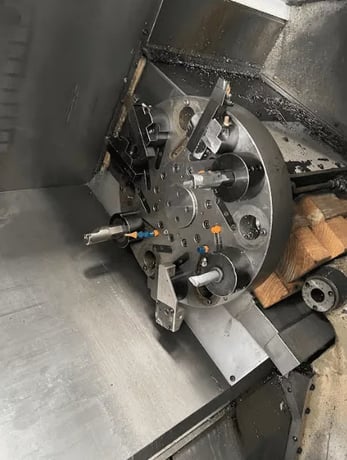 Haas #HL-4, 10" chuck, 2.5" bar, 34" centers, 14.5" diameter, Haas CNC, 12 station turret, 1998 - Image 2