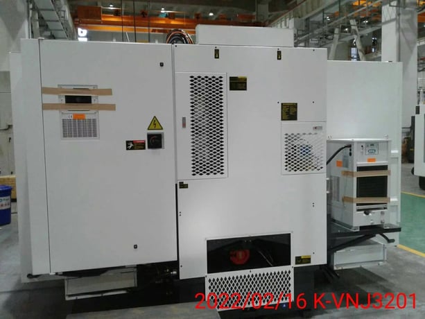 Feeler #VMP-S0A, 51.2" X, 24" Y, 23.6" Z, 10,000 RPM, 30 automatic tool changer, Cat 40, Fanuc OiMF, 2022 - Image 2