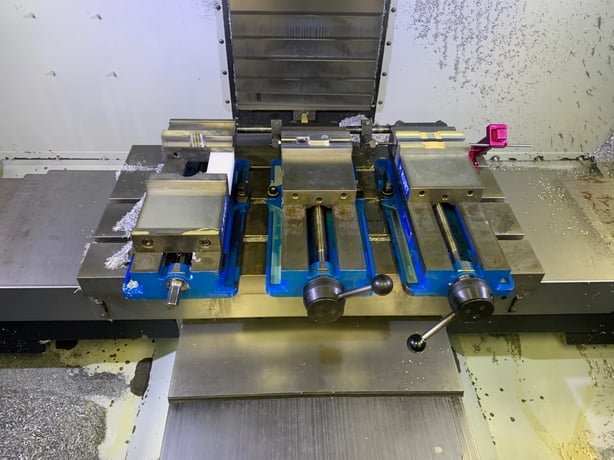 Haas #VF-2SSYT, 30" X, 20" Y, 20" Z, 12,000 RPM, 24 automatic tool changer, Cat 40, Haas CNC, 2015 - Image 3