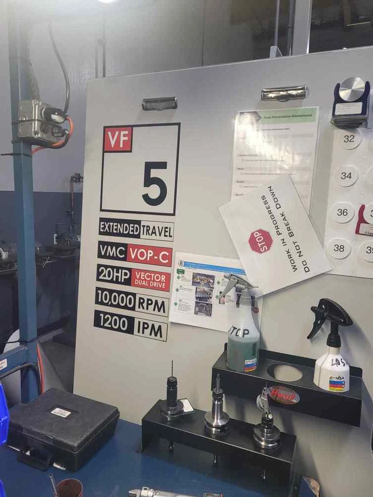 Haas #VF-5, 60" X, 26" Y, 25" Z, 10,000 RPM, 40 automatic tool changer, Cat 40, Haas CNC, 2002 - Image 9