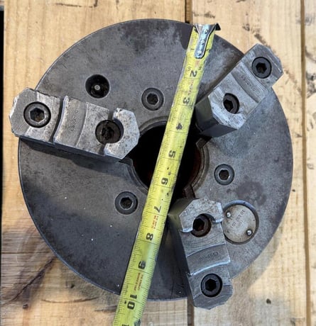 10" 3-jaw chuck - Image 1
