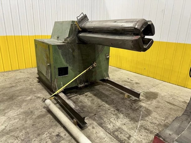 12,000 Lb. Rowe #12050-DSV, Uncoiler, 54" Width, 18"-22" ID, 60" outside dimensions, w/ Coil Car, 1965 - Image 4