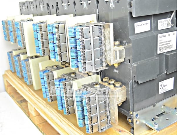 4000 Amps, Cutler-Hammer, Magnum DSX, MDSX4N3WEA, LSI DIG520, aux sw, new in box - Image 2