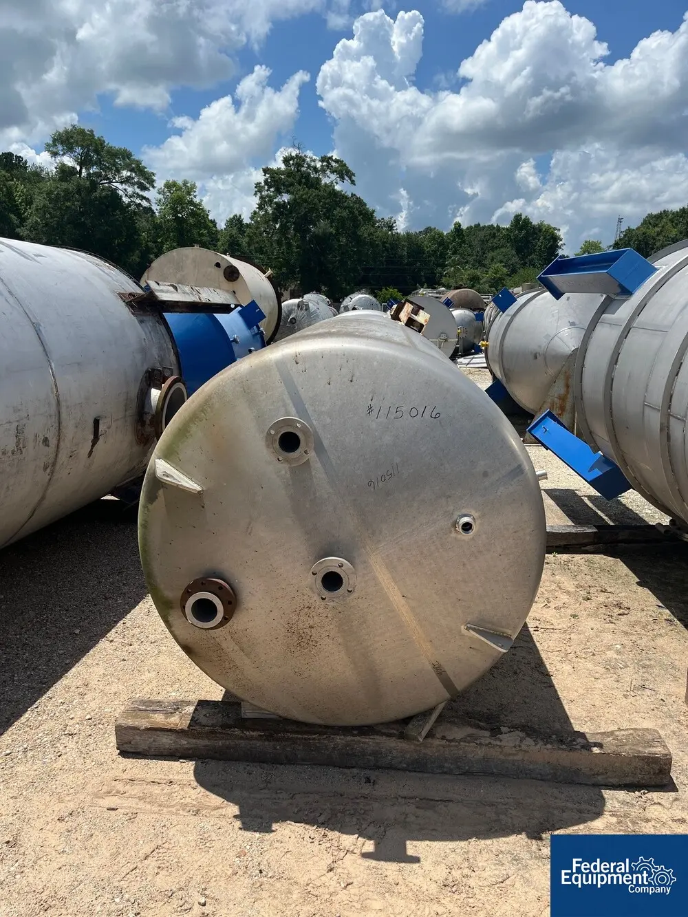 2169 gallon Crown Iron Works, 304 Stainless Steel Tank (4 available) - Image 3