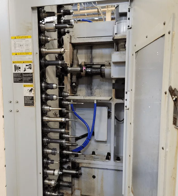 Hyundai Wia #HS400, horizontal machining center, 15.8" x 15.8" pallet, 24.4" X, 22" Y, 25.6" Z, 15,000 RPM - Image 5