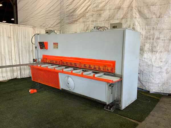 1/2" x 10' Atlantic #HDS10X1/2, hydraulic squaring shear, 18" hydraulic hold downs, 39" back gauge, 30 HP - Image 1