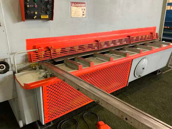 1/2" x 10' Atlantic #HDS10X1/2, hydraulic squaring shear, 18" hydraulic hold downs, 39" back gauge, 30 HP - Image 10