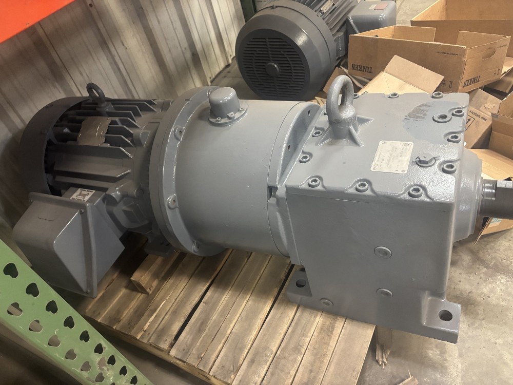 75 HP, 1800 RPM, Nord helical in-line gearbox - Image 1