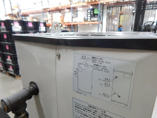 Daikin Industries #AKZ328-X, Chiller, 2.8 KW Capacity, 220 V., 3PH, 10-50 C Temp Range - Image 3