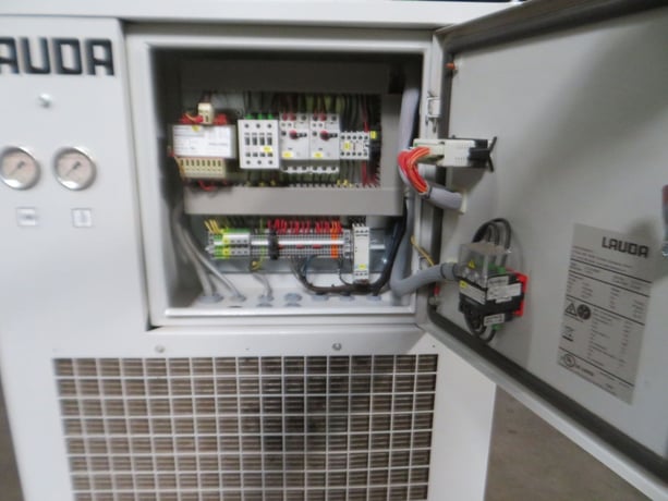 Lauda #UC-0240SP, Chiller, R407C, -15 to 30 C Temp, 80 L/min Flow, 21.1 GPM, 24 KW, 480 V., 3PH, AS IS - Image 9
