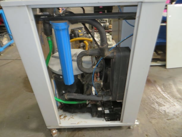 Lauda #UC-0240SP, Chiller, R407C, -15 to 30 C Temp, 80 L/min Flow, 21.1 GPM, 24 KW, 480 V., 3PH, AS IS - Image 10