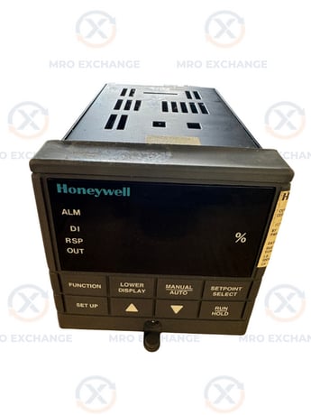 Honeywell DC300K-E-0A3-20-0C00-0 Temperature Process Controller 90 to 250 VAC Untested Surplus - Image 1