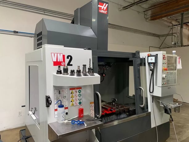 Haas #VM-2, 4-Axis Vertical Machining Center, 30" X, 20" Y, 20" Z, 18" x 36" table, 30 HP, 12,000 RPM, 24 - Image 3