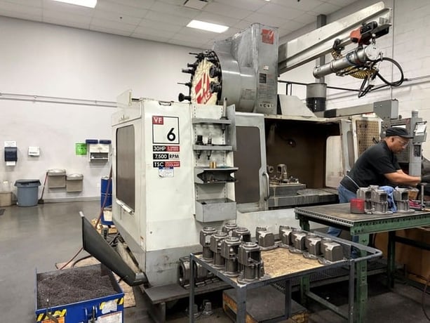 Haas #VF-6, Vertical Machining Center, 64" X, 32" Y, 30" Z, 28" x 64" table, 30 HP, 7,500 RPM, 24 automatic - Image 1