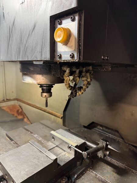 Daewoo Doosan #DNM-500, CNC vertical machining center, 30 automatic tool changer, 40.1" X, 21.2" Y, 20" Z - Image 7