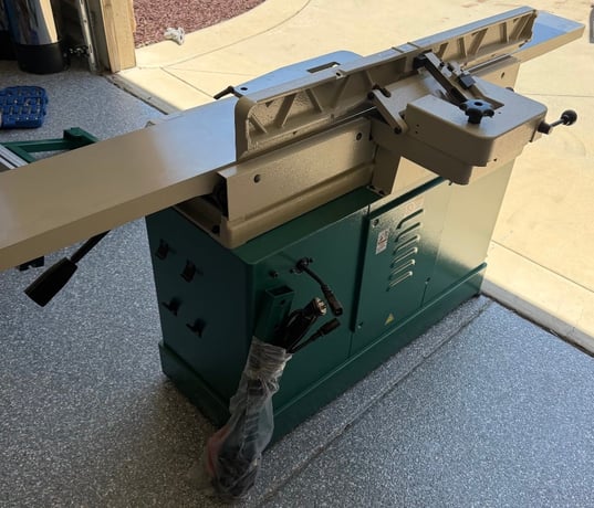 8" Grizzly #G0858, 8" Parallelogram Jointer, helical cutterhead, precision tables, 2025, Open Box - Image 2