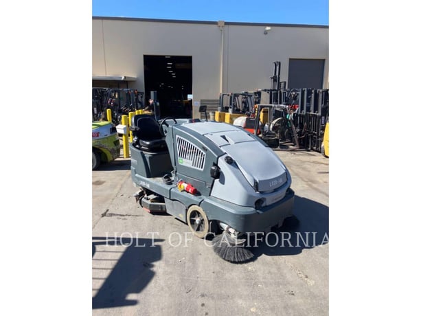 Advance CS7010, Scrubber / Sweeper, 1123 hours, S/N: 1000071566, 2020 - Image 2