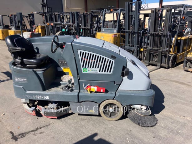 Advance CS7010, Scrubber / Sweeper, 1123 hours, S/N: 1000071566, 2020 - Image 5