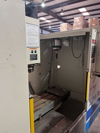 Fadal #904-1, CNC vertical machining center, 30" X, 16" Y, 20" Z, 10000 RPM, 21 automatic tool changer, 15 - Image 1