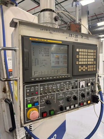 Daewoo Doosan #DMV-5020D, 4th Axis CNC vertical machining center, Fanuc 21iM, 24 automatic tool changer, Cat - Image 7