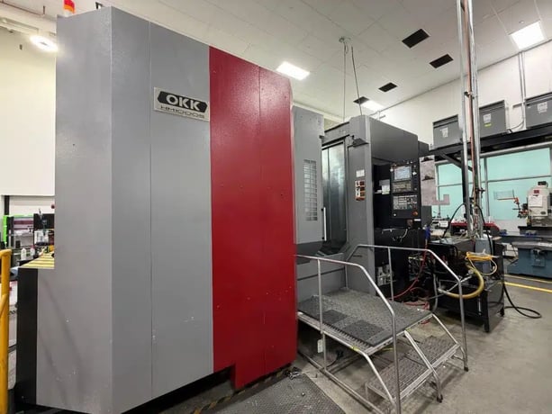 OKK #HM-1000S, CNC horizontal machining center, 4-Axis, Fanuc 31iB5, 55.2" X, 43.3" Y, 39.4" Z, 12000 RPM, 60 - Image 1