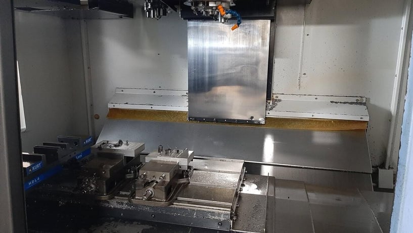 Daewoo Doosan #DMV-3016, CNC Vertical Machining Center, 30" X, 16" Y, 20" Z, 36" x 17" table, 30 HP, 20000 - Image 3