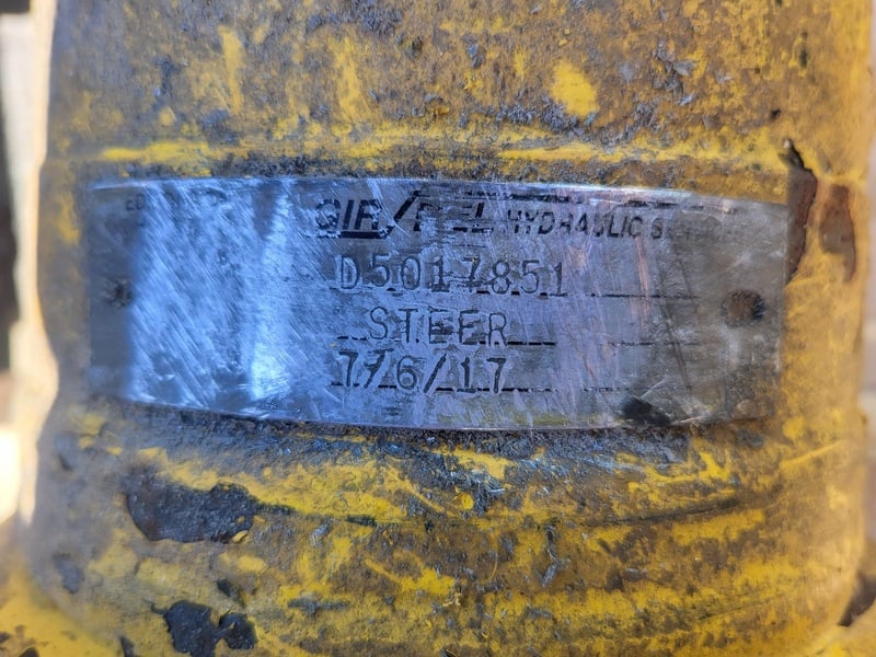 GIR DEL #D5017851, Steer Hydraulic Cylinder, 2017 - Image 2