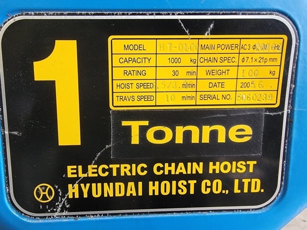 1 Ton, Hyundai #HT-D100, ne Electric Chain Hoist 4 m Dual Speed w/ Motor-Driven Trolley, 2005 - Image 2