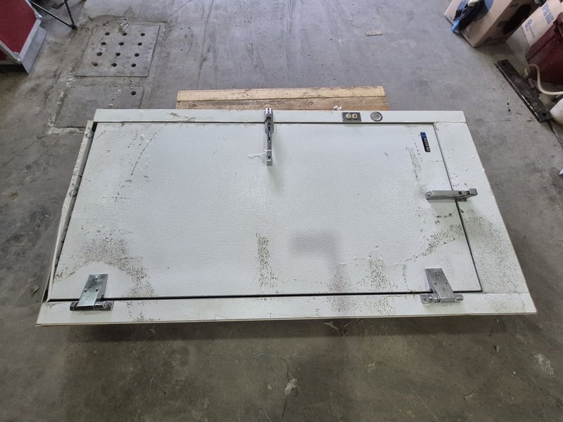 Master-Bilt #V38RC088, Door Panel Assembly 956R, new surplus - Image 4