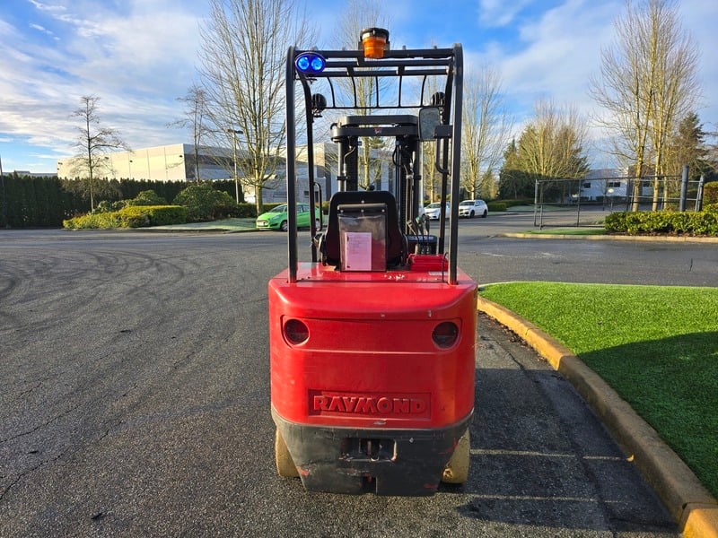 5,000 lb. Raymond #470-C50HMTT, forklift, electric, 189" lift, 3-stage mast, cushion tires, sideshift, 7,199 - Image 6