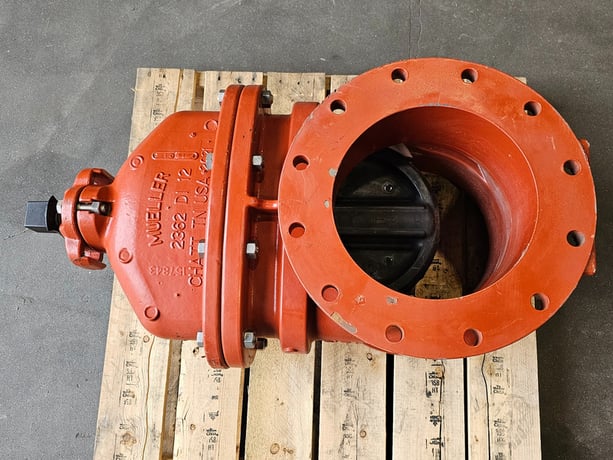 Mueller #A-2362, 12" MJ x FL Resilient Wedge Gate Valve - Image 3