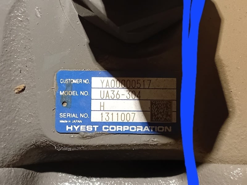 Flender #H1SH05, 300 HP Parallel Shaft Gearbox with Hyest UA36-304 Motor, new surplus - Image 3