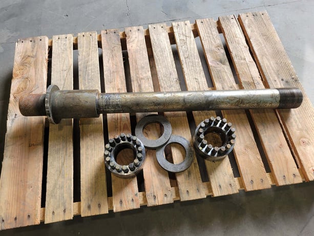 Caterpillar, Bolt Assembly 466-0398, new surplus - Image 1