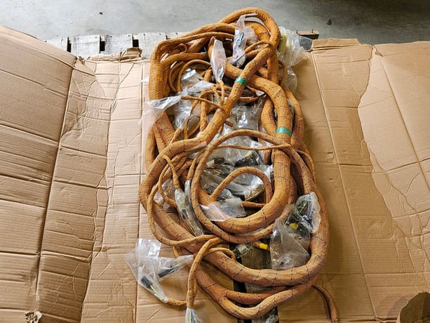 Caterpillar #298-4577, Harness Assembly, new surplus - Image 4