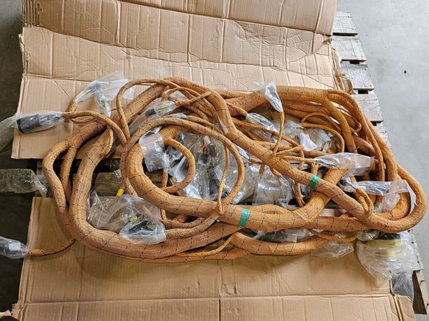 Caterpillar #298-4577, Harness Assembly, new surplus - Image 6