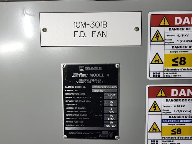 Square D #MG44D, ISO-Flex 4160 Volts Medium Voltage MCC w/ 1x SL50W430 & 3x SL50W Vacuum Contactors, 2002 - Image 2