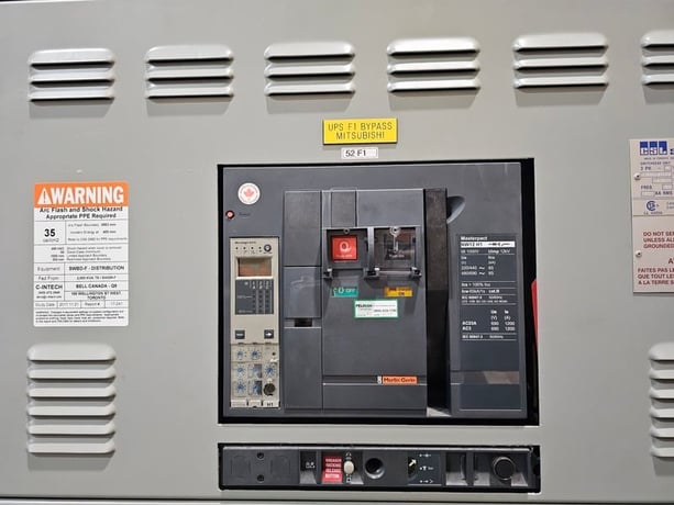 CSL, 3000 Amps 480/277 Volts Switchgear Section w/ (3) Masterpact NW12 H1 Breakers - 65kA, 3PH - Image 10
